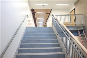 stairway to 1st floor